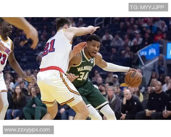 快船与19勇士激战正酣球迷期待精彩对决与绝妙表现 快船与19勇士激战正酣球迷期待精彩对决与绝妙表现